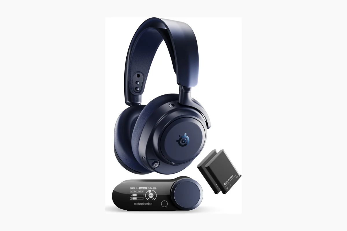 SteelSeries Arctis Nova Pro Omni - Hi-Res Wireless Gaming Headset, 96kHz/24bit, ANC, ClearCast Pro product image